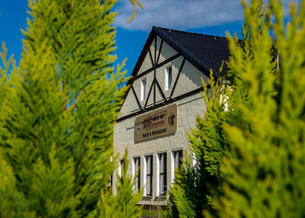 Sporthotel Glueck Auf Moenchenfrei Brand-Erbisdorf Kültér fotó